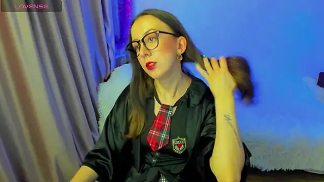 CurlySteph online show from January 2026 05:06:02 PM