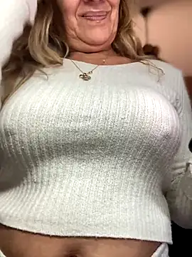 camelia3 online show from December 2025 02:12:02 PM