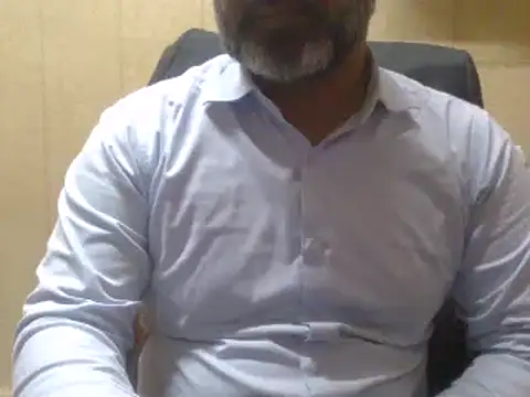 Snapshot of hairymaster95 chatting on January 2025 04:04:01 AM hairymaster95 online show from January 2025 04:04:01 AM