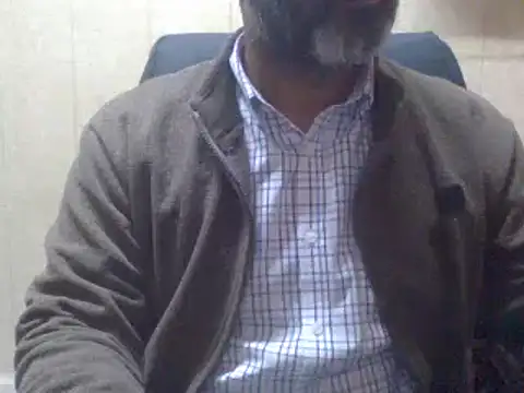 Snapshot of hairymaster95 chatting on January 2025 04:06:02 AM hairymaster95 online show from January 2025 04:06:02 AM