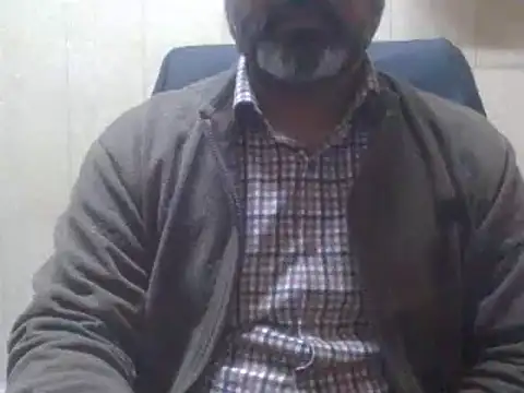 Snapshot of hairymaster95 chatting on January 2025 06:24:01 AM hairymaster95 online show from January 2025 06:24:01 AM