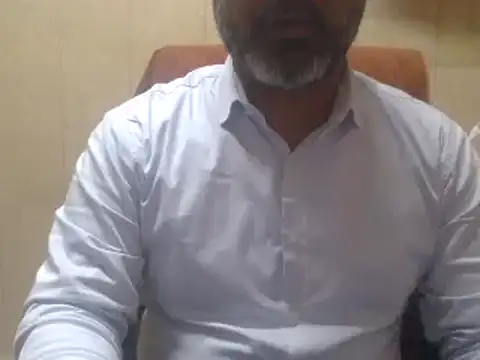 Snapshot of hairymaster95 chatting on February 2025 04:05:01 AM hairymaster95 online show from February 2025 04:05:01 AM