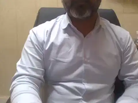 Snapshot of hairymaster95 chatting on February 2025 08:07:02 AM hairymaster95 online show from February 2025 08:07:02 AM