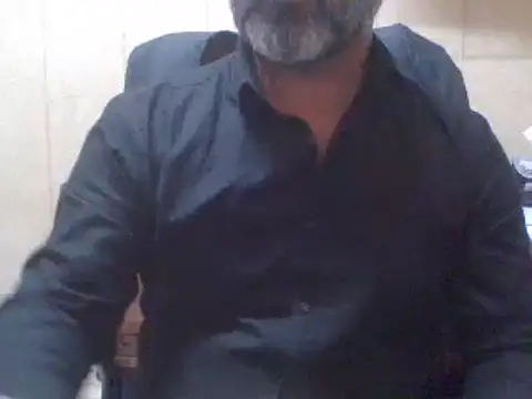 Snapshot of hairymaster95 chatting on February 2025 04:04:01 AM hairymaster95 online show from February 2025 04:04:01 AM