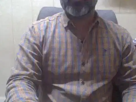 Snapshot of hairymaster95 chatting on February 2025 06:21:02 AM hairymaster95 online show from February 2025 06:21:02 AM