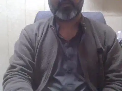 Snapshot of hairymaster95 chatting on March 2025 06:24:02 AM hairymaster95 online show from March 2025 06:24:02 AM