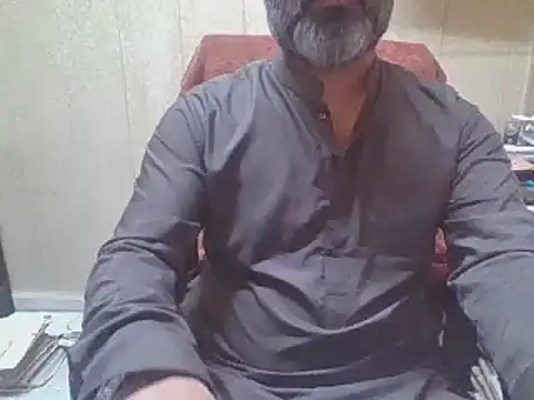 Snapshot of hairymaster95 chatting on September 2025 03:39:02 AM hairymaster95 online show from September 2025 03:39:02 AM