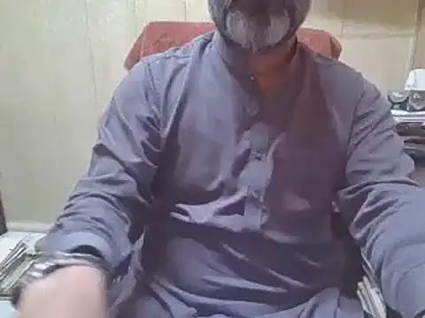 Snapshot of hairymaster95 chatting on September 2025 03:51:01 AM hairymaster95 online show from September 2025 03:51:01 AM