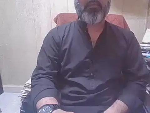 Snapshot of hairymaster95 chatting on October 2025 03:35:01 AM hairymaster95 online show from October 2025 03:35:01 AM