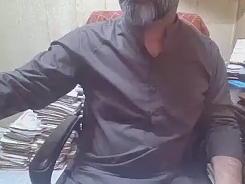 Snapshot of hairymaster95 chatting on October 2025 03:27:01 AM hairymaster95 online show from October 2025 03:27:01 AM