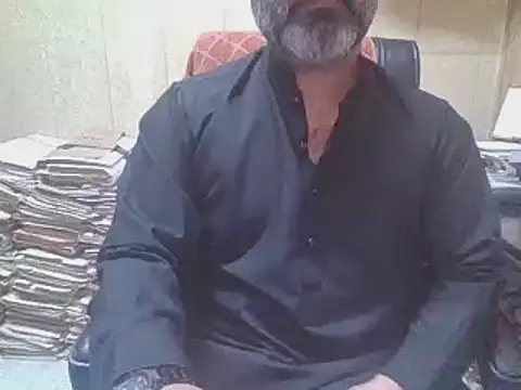 Snapshot of hairymaster95 chatting on October 2025 03:42:02 AM hairymaster95 online show from October 2025 03:42:02 AM