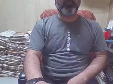 Snapshot of hairymaster95 chatting on October 2025 06:36:01 AM hairymaster95 online show from October 2025 06:36:01 AM