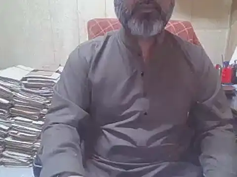 Snapshot of hairymaster95 chatting on October 2025 03:29:02 AM hairymaster95 online show from October 2025 03:29:02 AM