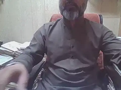 Snapshot of hairymaster95 chatting on November 2025 04:44:02 AM hairymaster95 online show from November 2025 04:44:02 AM