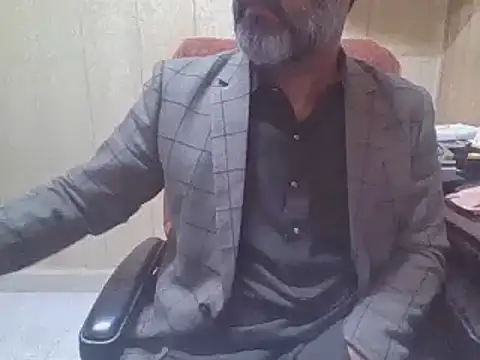 hairymaster95 online show from February 2026 04:09:01 AM