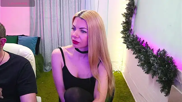 AlisaAleksandr online show from February 2026 04:27:02 PM