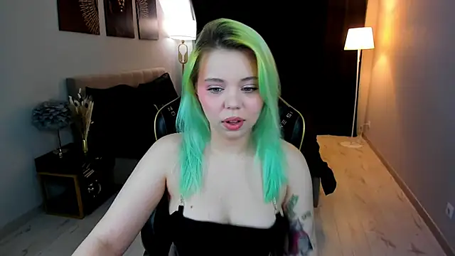 EnergyBunny 1 online show from November 2025 06:18:02 PM