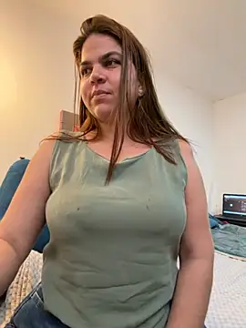 Snapshot of nurse_becky chatting on October 2025 09:42:02 PM nurse becky online show from October 2025 09:42:02 PM