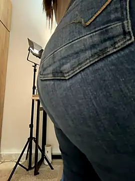 Snapshot of nurse_becky chatting on November 2025 10:20:02 PM nurse becky online show from November 2025 10:20:02 PM