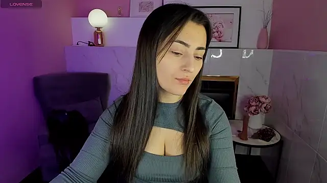 KylieMellow online show from January 2025 05:34:02 AM