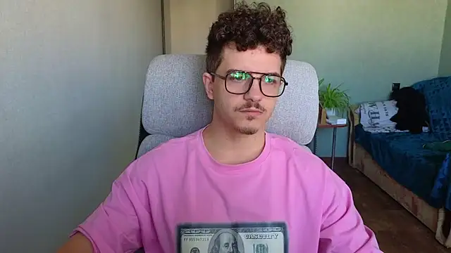 Remy Miles online show from October 2025 06:59:01 AM