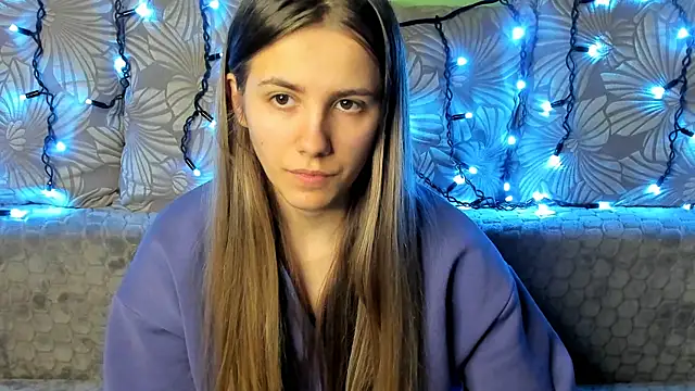 MaggieCake online show from December 2024 12:40:02 AM