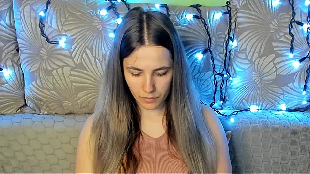 Snapshot of MaggieCake chatting on July 2026 02:18:01 AM MaggieCake online show from July 2026 02:18:01 AM