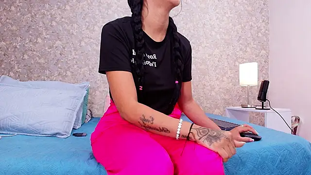 Snapshot of samanta_360 chatting on February 2025 12:05:02 PM samanta 360 online show from February 2025 12:05:02 PM