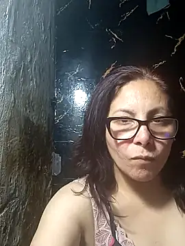 Snapshot of Anypink chatting on November 2025 10:20:02 PM Anypink online show from November 2025 10:20:02 PM