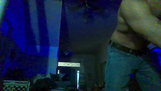 Itzmeebaby online show from December 2025 10:37:02 PM