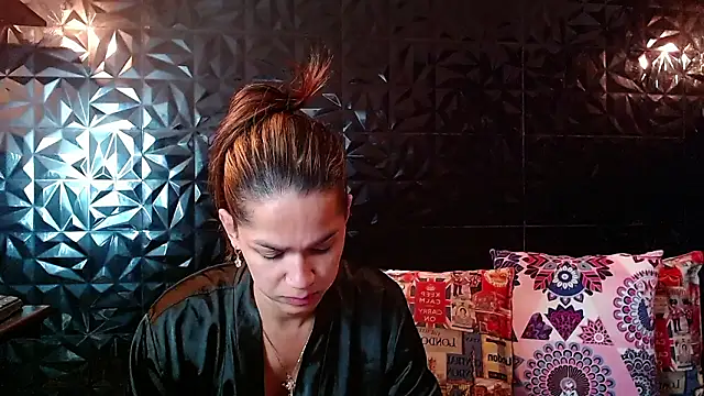 PINK  LOLA1 online show from February 2026 11:48:01 AM