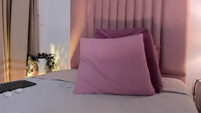 Christy Sea online show from February 2025 12:05:01 AM