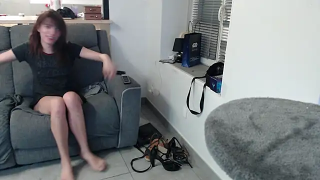 Snapshot of missthon0 chatting on November 2025 03:45:01 PM missthon0 online show from November 2025 03:45:01 PM