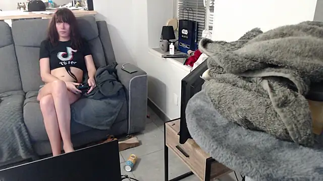 Snapshot of missthon0 chatting on December 2025 01:53:01 PM missthon0 online show from December 2025 01:53:01 PM