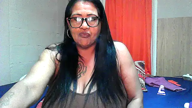 boobynatz online show from October 2025 12:00:01 AM