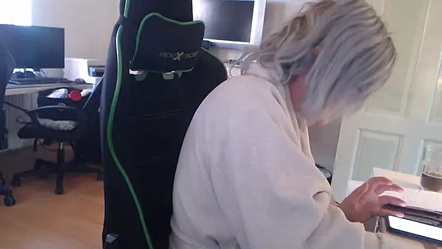 kathrin193 online show from February 2025 02:38:02 PM