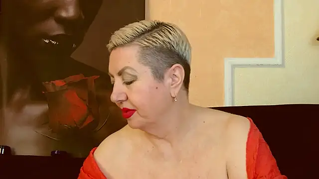 LadyPosh online show from January 2025 10:01:01 PM