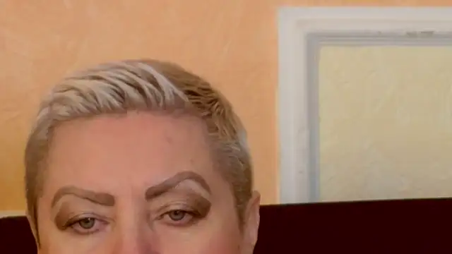 LadyPosh online show from October 2025 09:15:02 PM