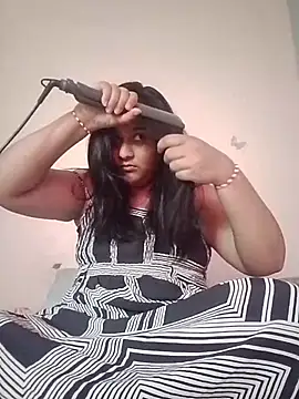 Snapshot of Indianbloom- chatting on November 2025 12:27:01 PM Indianbloom- online show from November 2025 12:27:01 PM