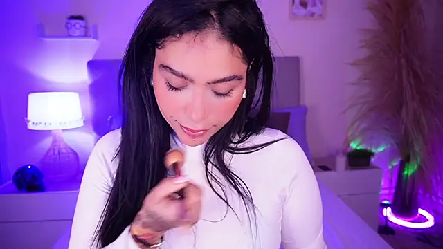 curvyliciousss online show from December 2024 08:04:02 PM