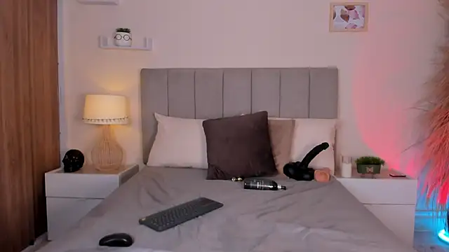 curvyliciousss online show from March 2025 07:06:02 PM