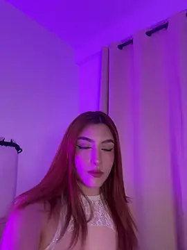 Anavi  online show from November 2025 11:25:02 PM