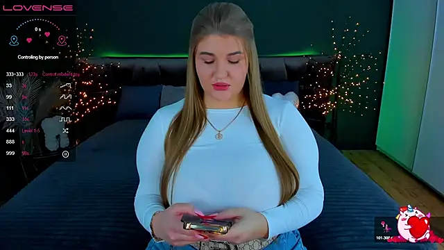 Snapshot of Adele_sugar chatting on November 2025 12:54:01 AM Adele sugar online show from November 2025 12:54:01 AM