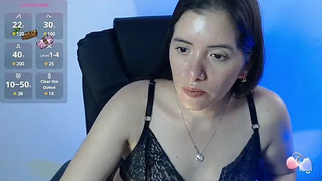 Snapshot of spicey_latina chatting on March 2025 08:11:02 PM spicey latina online show from March 2025 08:11:02 PM