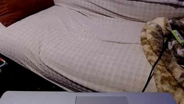 justinewe69 online show from December 2025 03:54:02 PM