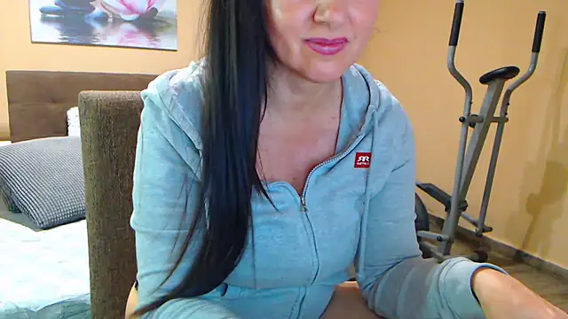 Snapshot of Gia888888 chatting on December 2024 09:31:02 PM Gia888888 online show from December 2024 09:31:02 PM