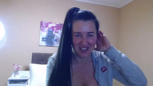 Snapshot of Gia888888 chatting on January 2025 01:54:01 AM Gia888888 online show from January 2025 01:54:01 AM