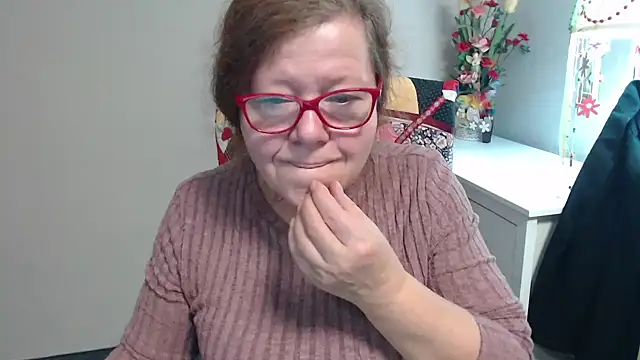 Snapshot of Adelewildx chatting on December 2024 05:20:02 AM Adelewildx online show from December 2024 05:20:02 AM