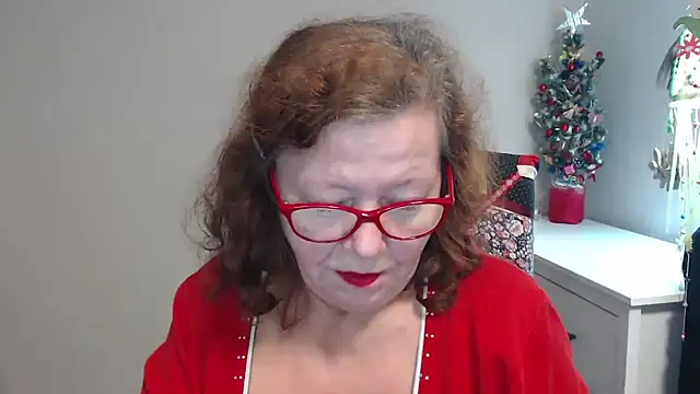 Snapshot of Adelewildx chatting on December 2024 08:33:02 AM Adelewildx online show from December 2024 08:33:02 AM