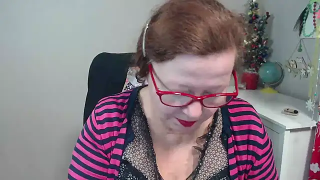 Snapshot of Adelewildx chatting on January 2025 08:41:02 AM Adelewildx online show from January 2025 08:41:02 AM